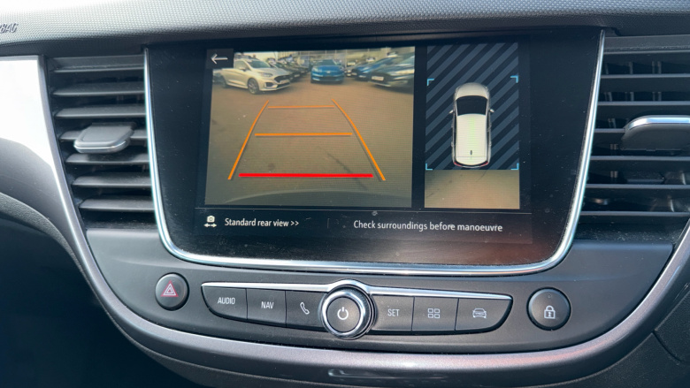 Vauxhall Crossland 1.5 Turbo D [120] Ultimate 5dr Auto Diesel Hatchback